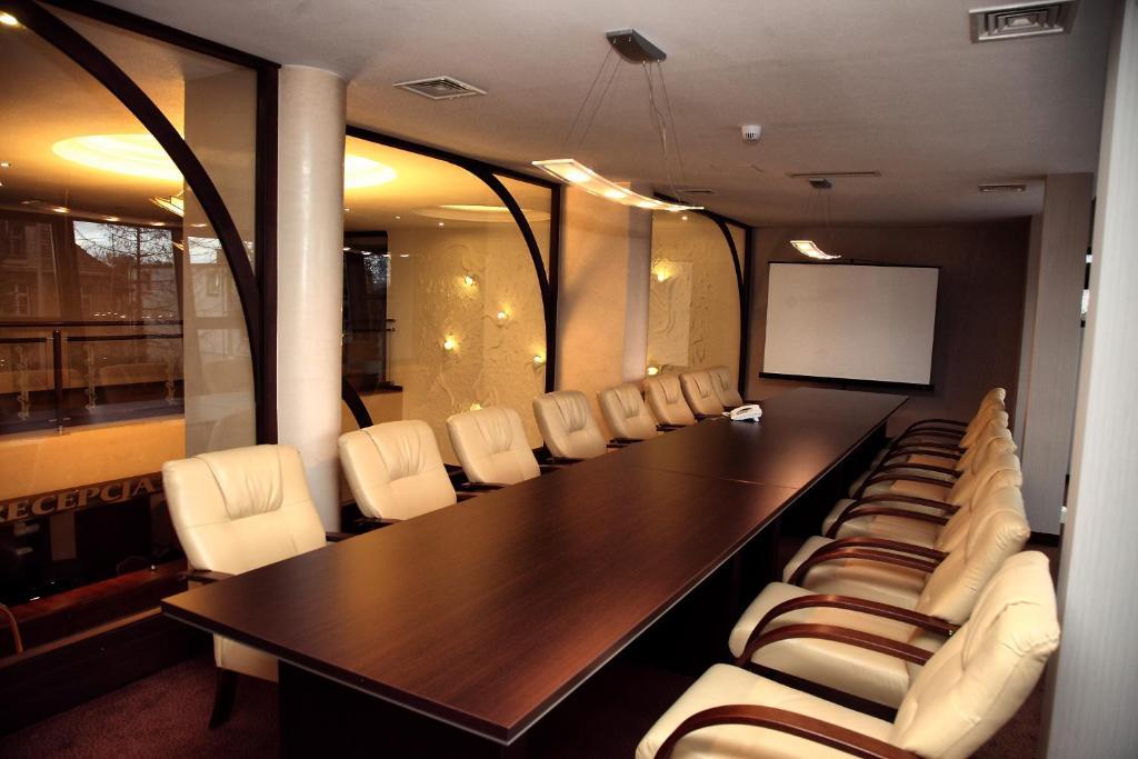 סלאופסק Hotel Pod Kluka מראה חיצוני תמונה